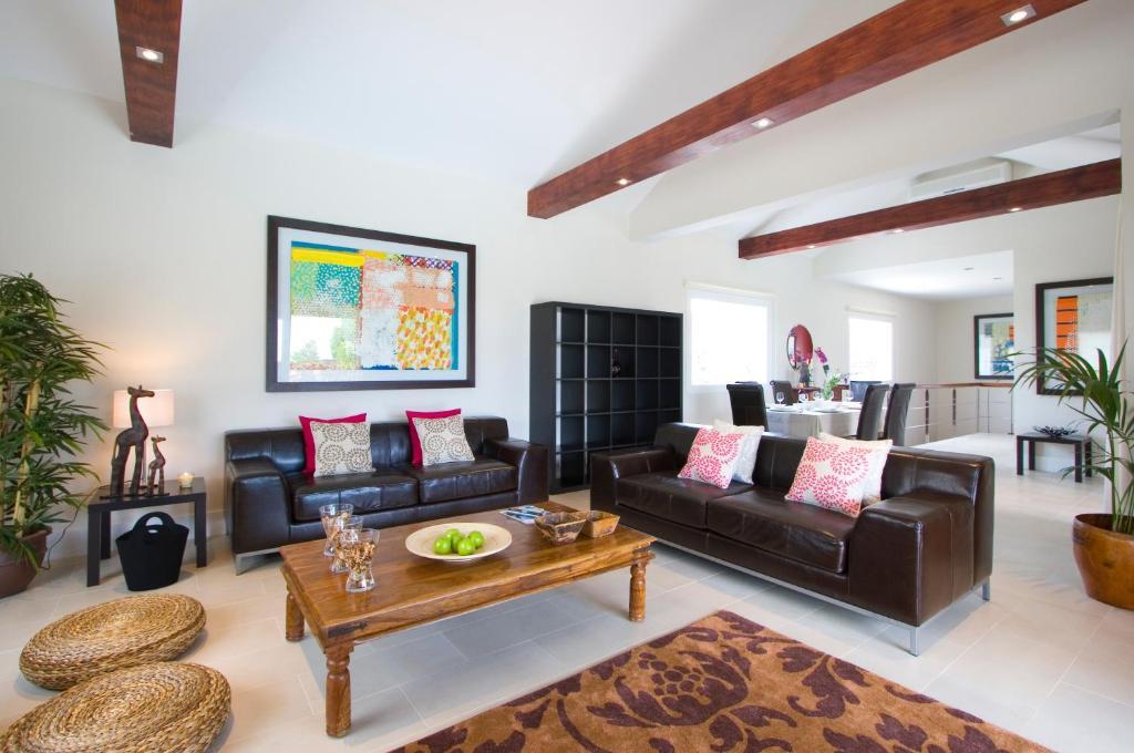 Four-Bedroom Villa (8 Adults)
